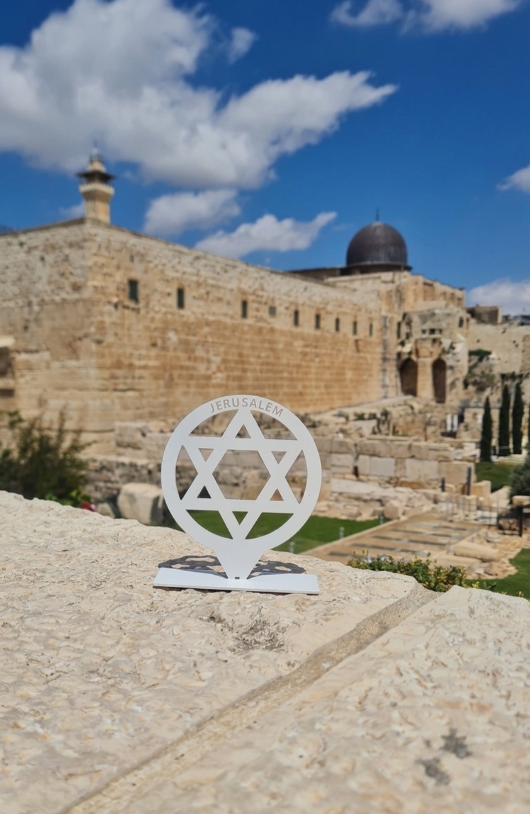 DT007R Round Star of David “Jerusalem” — Decorative Metal Display (White) - Image 12